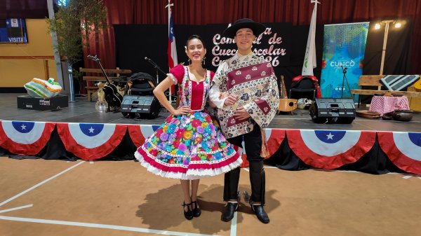 Liceo Atenea destaca en el Comunal de Cueca Escolar 2026