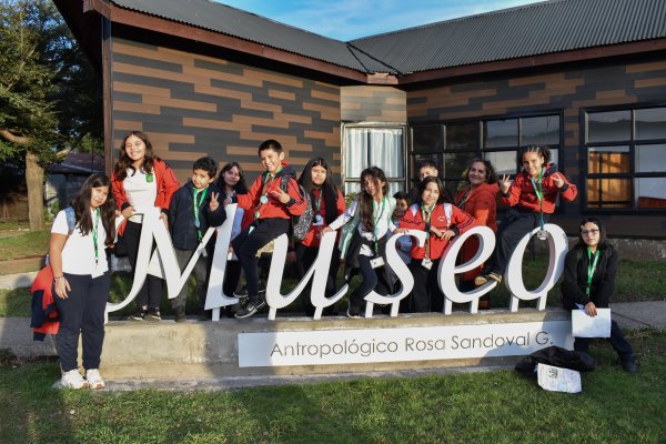 Forjadores Ambientales realizaron jornada de observación científica en el Museo de Cunco
